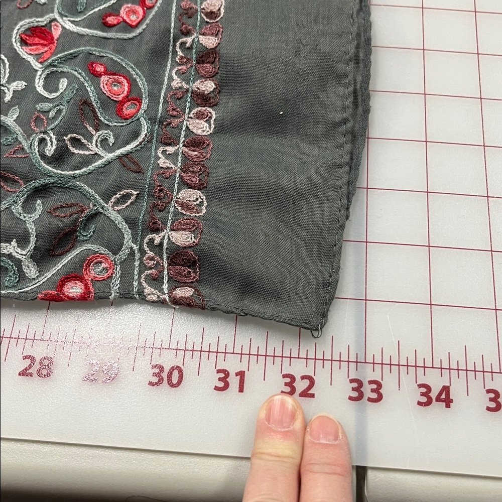 BOHO Granola Girl Paisley/Foliage Border Embroidered 28' x 74" Grey Sage Scarf - Picture 15 of 15